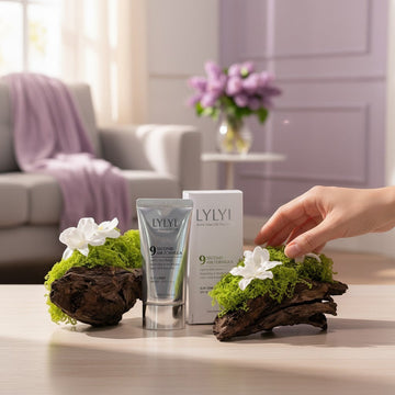 Assemble K - Play .Try .Glow LYLYL 9 Second Air Formula Sun Cream SPF 50+ PA++++, lightweight, no white cast.