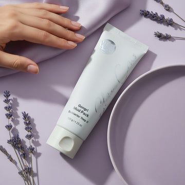 Assemble K - Play .Try .Glow Skinterior Gongri Mud Pack, a deep cleansing and exfoliating treatment for smoother, brighter skin.