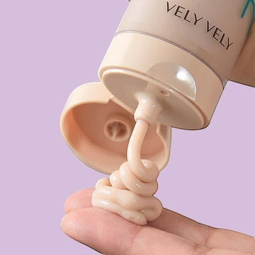 Assemble K - Play .Try .Glow VELY VELY Nano Spicule 1200 Lifting Cream 50ml in a beige pump bottle with pink floral accents.