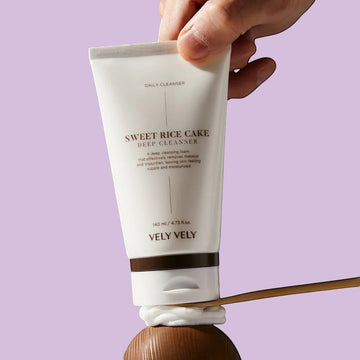 VELY VELY Sweet Rice Cake Deep Cleanser 140ml, a gentle cleansing foam with rice extract for deep cleansing and hydration.