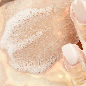 VELY VELY Sweet Rice Cake Deep Cleanser 140ml, a gentle cleansing foam with rice extract for deep cleansing and hydration.