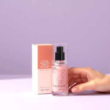 Assemble K - Play .Try .Glow VELYVELY Vitamin Dark Spot Tone-Up Sun Serum with microcapsules for brightening and UV protection.
